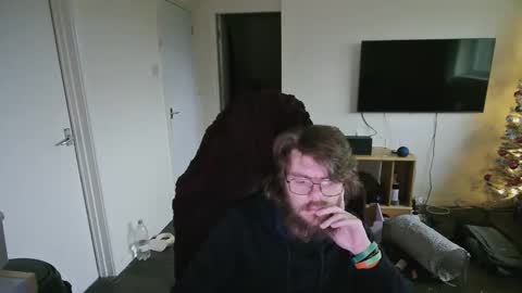 Snapshot of djtommi chatting on 22, 12, 2025 djtommi online show from 22, 12, 2025