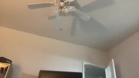 Snapshot of dlasian98 chatting on 29, 1, 2025 DL Asian Sissy online show from 29, 1, 2025