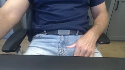 Snapshot of dlincoln69 chatting on 3, 11, 2025 dlincoln69 online show from 3, 11, 2025