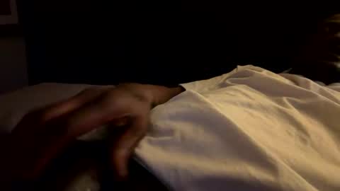 Snapshot of dm1044bg chatting on 17, 12, 2025 dm1044bg online show from 17, 12, 2025