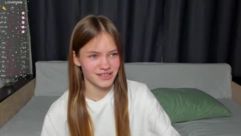 Polly and Kiriko online show from 25, 1, 2025