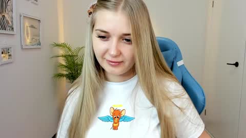Snapshot of do_u_want_alice chatting on 5, 12, 2024 Alice online show from 5, 12, 2024