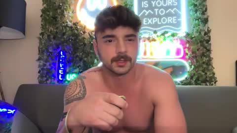 Snapshot of dohmerboyz chatting on 29, 4, 2026 GIJO online show from 29, 4, 2026