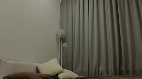 Snapshot of dojamilk chatting on 23, 3, 2026 My name is Emma I am the treasure that you have been looking for for so long online show from 23, 3, 2026