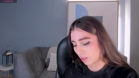 Dolcie  online show from 26, 12, 2024