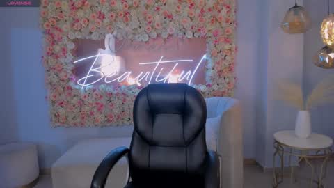 Dolcie  online show from 11, 1, 2025