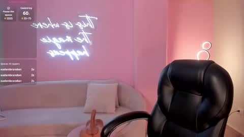 Dolcie  online show from 28, 2, 2025