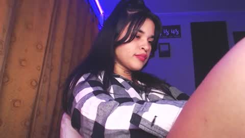 Snapshot of doll_and_thebrown chatting on 6, 11, 2025 doll_and_thebrown online show from 6, 11, 2025