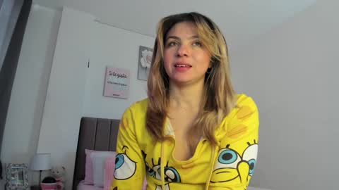 Snapshot of doll_oriana chatting on 4, 12, 2024 doll_oriana online show from 4, 12, 2024