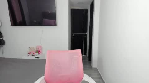 Snapshot of doll_oriana chatting on 11, 2, 2025 doll_oriana online show from 11, 2, 2025