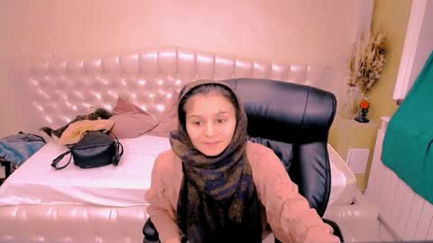 Snapshot of doll_stylish_ chatting on 29, 12, 2024 dol online show from 29, 12, 2024