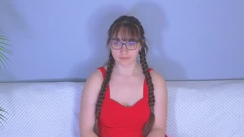 Snapshot of doll_tessa chatting on 24, 4, 2026 Tessa online show from 24, 4, 2026