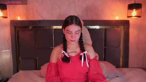 Snapshot of doll_valeria_ chatting on 28, 11, 2025 doll_valeria_ online show from 28, 11, 2025