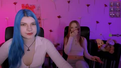 Snapshot of doll_vey chatting on 22, 3, 2026 doll_vey online show from 22, 3, 2026