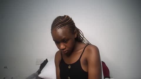 dollberry online show from 4, 1, 2025