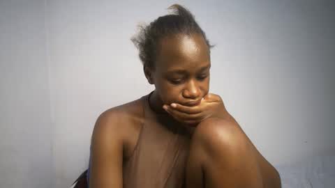 dollberry online show from 17, 2, 2025