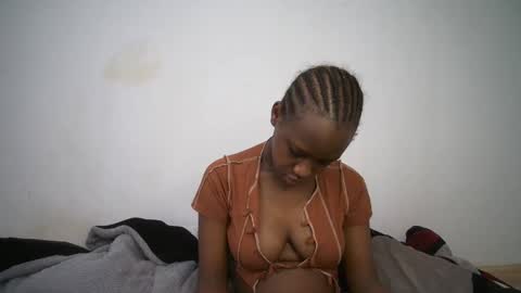 dollberry online show from 22, 2, 2025