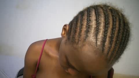 dollberry online show from 8, 3, 2025