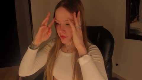 You can call me Pretty  online show from 3, 12, 2025