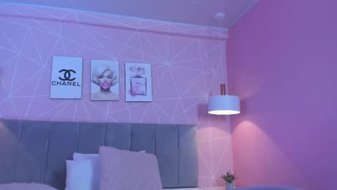 Call me Zoe  online show from 17, 2, 2025