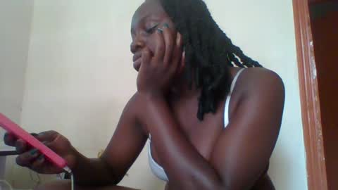 Snapshot of dollyvee chatting on 15, 7, 2026 dollyvee online show from 15, 7, 2026