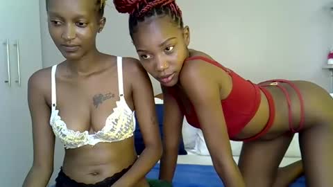 Snapshot of dolsexy chatting on 24, 4, 2026 dolsexy online show from 24, 4, 2026