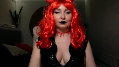 DOM MUMMY online show from 1, 11, 2025