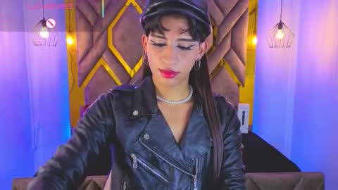 Snapshot of dom_veneno chatting on 24, 11, 2025 dom_veneno online show from 24, 11, 2025