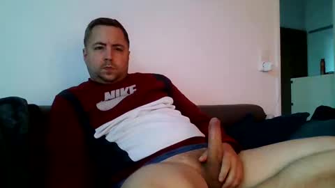 Snapshot of dombio_12 chatting on 23, 9, 2025 dombio_12 online show from 23, 9, 2025