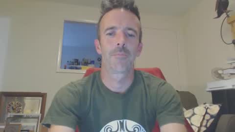 Snapshot of dombolio chatting on 5, 10, 2025 Dombol online show from 5, 10, 2025