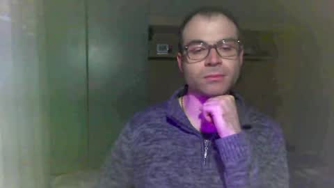 Snapshot of domco9 chatting on 20, 4, 2026 domco9 online show from 20, 4, 2026