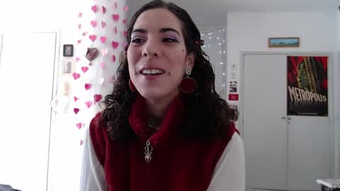 Snapshot of domenica_dos_ouros chatting on 8, 6, 2026 sweet domme online show from 8, 6, 2026