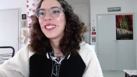 Snapshot of domenica_dos_ouros chatting on 13, 6, 2026 sweet domme online show from 13, 6, 2026