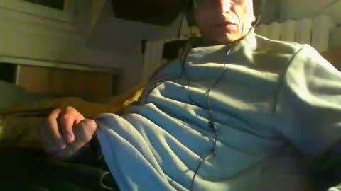 Snapshot of domi94300 chatting on 10, 5, 2026 domi94300 online show from 10, 5, 2026