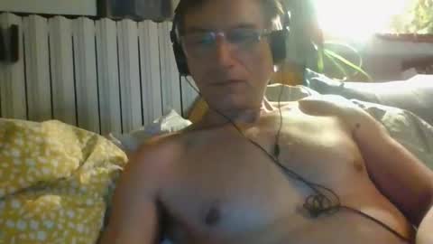Snapshot of domi94300 chatting on 23, 5, 2026 domi94300 online show from 23, 5, 2026