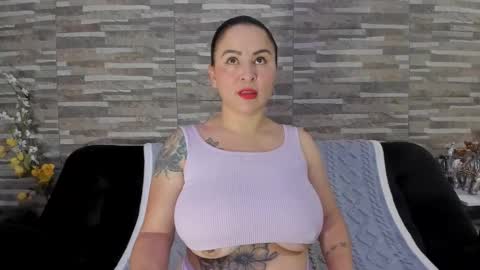 Snapshot of domina0 chatting on 25, 9, 2025 domi  online show from 25, 9, 2025