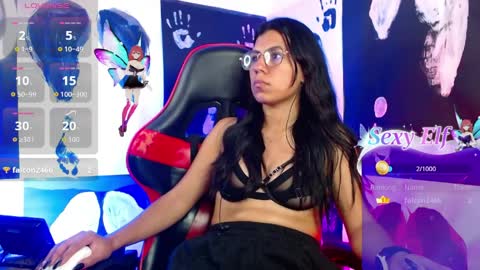 Snapshot of domina_lia chatting on 2, 4, 2026 Domina Lia online show from 2, 4, 2026