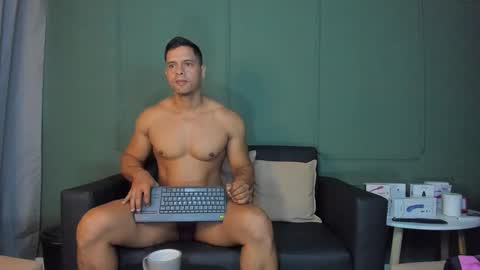 Snapshot of dominc_berry chatting on 4, 3, 2026 Dominc berry online show from 4, 3, 2026