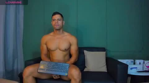 Snapshot of dominc_berry chatting on 27, 3, 2026 Dominc berry online show from 27, 3, 2026