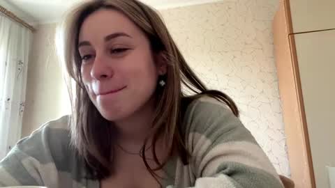Snapshot of domingadandridge chatting on 13, 4, 2026 Mia online show from 13, 4, 2026
