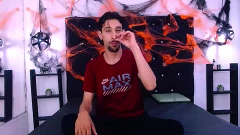 Snapshot of dominic_blade chatting on 1, 11, 2025 Dominic online show from 1, 11, 2025