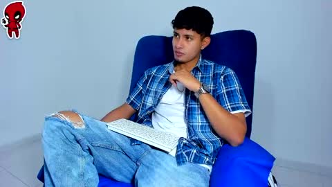  Dominic  online show from 12, 4, 2026