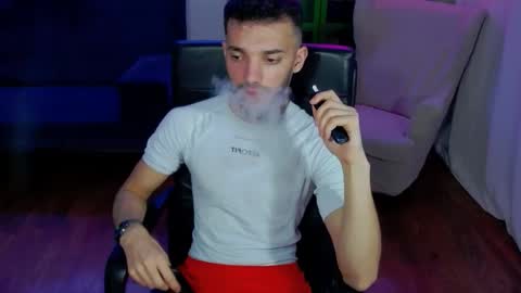 Snapshot of dominicvalente chatting on 9, 11, 2025 dominicvalente online show from 9, 11, 2025