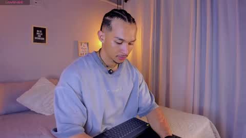 Snapshot of dominik_drake chatting on 27, 4, 2026 Dominik Drake online show from 27, 4, 2026