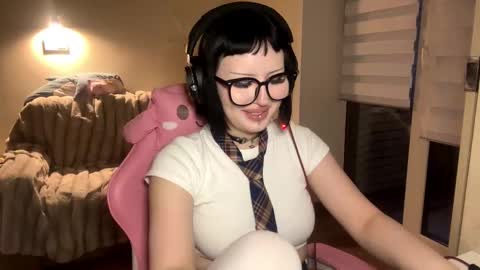 Snapshot of dominiquebreakey chatting on 20, 3, 2026 Cati online show from 20, 3, 2026