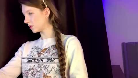 Snapshot of domitilabarrus chatting on 12, 3, 2026 Kira online show from 12, 3, 2026