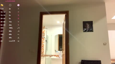 Snapshot of domitilabarrus chatting on 31, 3, 2026 Kira online show from 31, 3, 2026