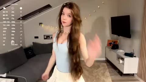 Snapshot of domitilabarrus chatting on 15, 7, 2026 Kira online show from 15, 7, 2026