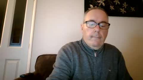 Snapshot of domjolly08 chatting on 14, 10, 2025 David uk online show from 14, 10, 2025