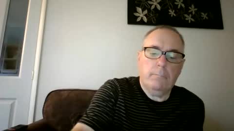 Snapshot of domjolly08 chatting on 18, 10, 2025 David uk online show from 18, 10, 2025